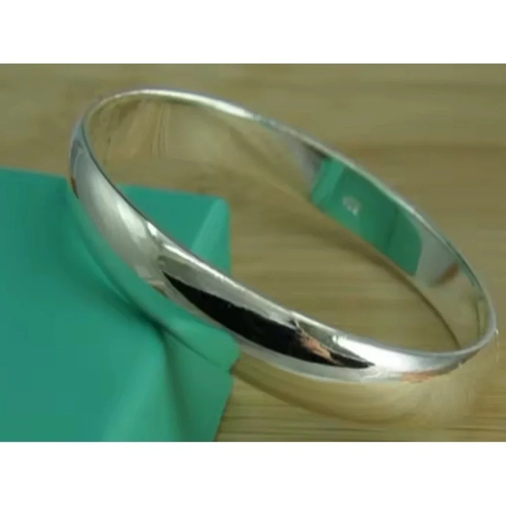 NEW Small Classic Polished Hinged Bracelet Sterling Silver Bangle, 7”‎